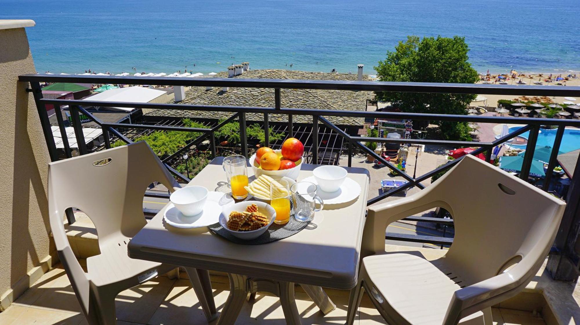 Apartments Sirena First Line - Апартаменти Сирена На Първа Линия Golden Sands Exterior photo
