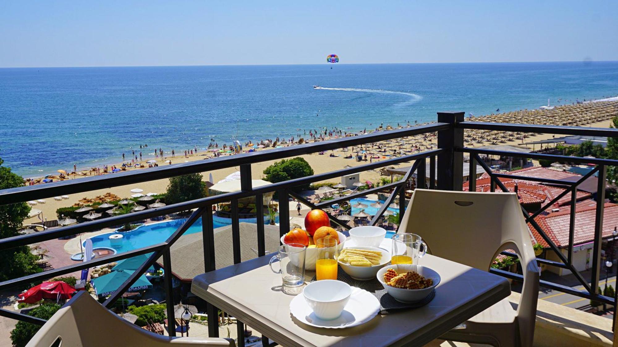 Apartments Sirena First Line - Апартаменти Сирена На Първа Линия Golden Sands Exterior photo
