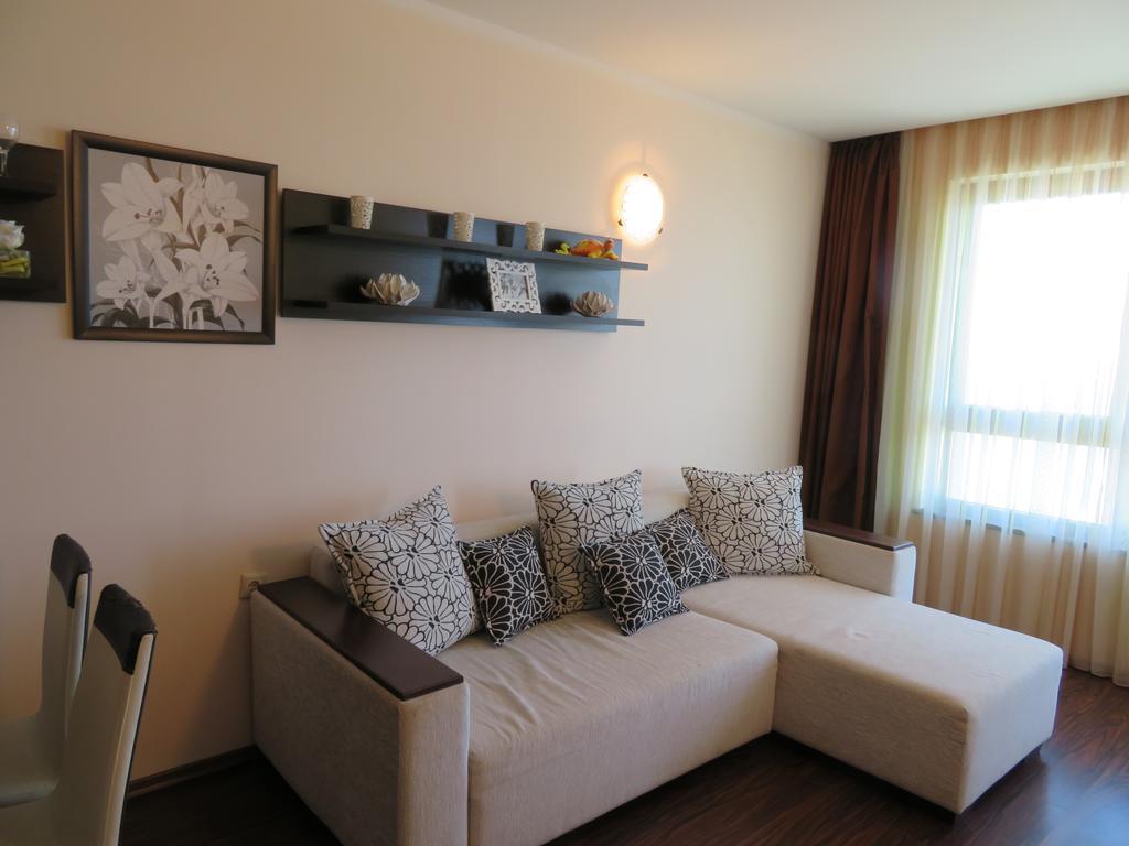Apartments Sirena First Line - Апартаменти Сирена На Първа Линия Golden Sands Exterior photo