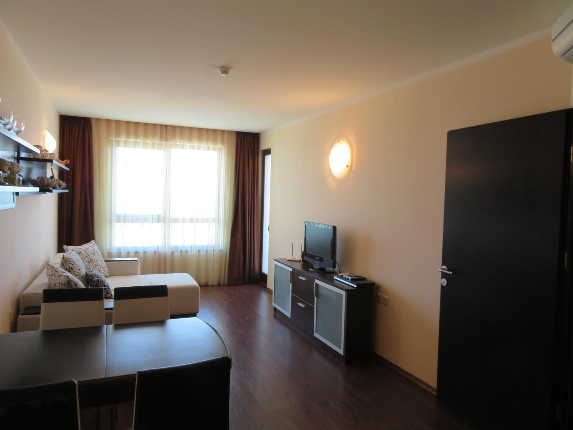 Apartments Sirena First Line - Апартаменти Сирена На Първа Линия Golden Sands Exterior photo